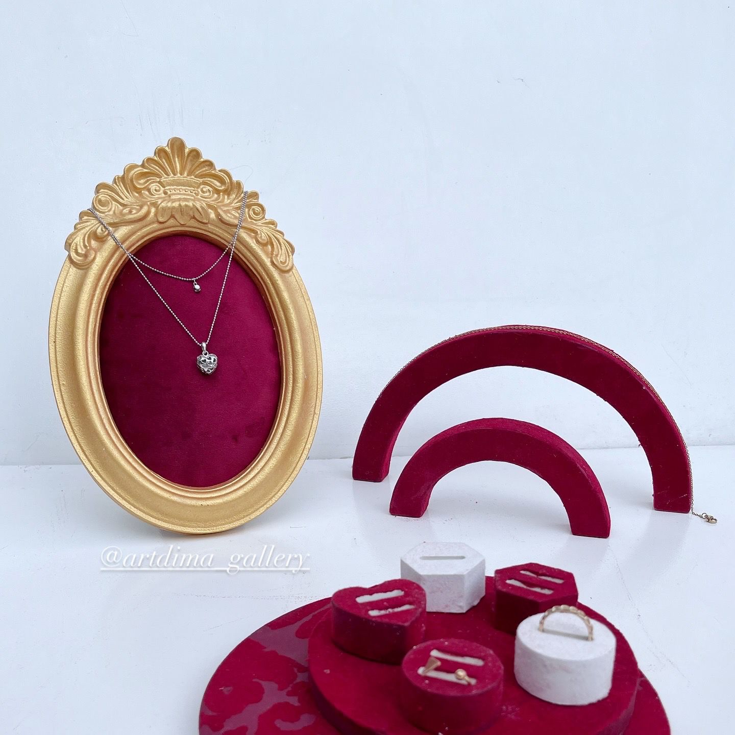 راه‌اندازی کارگاه ساخت استند طلا | آرت دیما